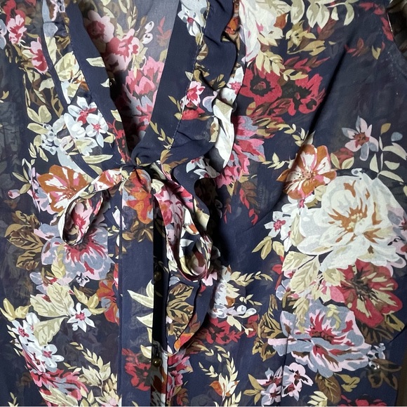 Esprit Floral Top - Picture 6 of 6
